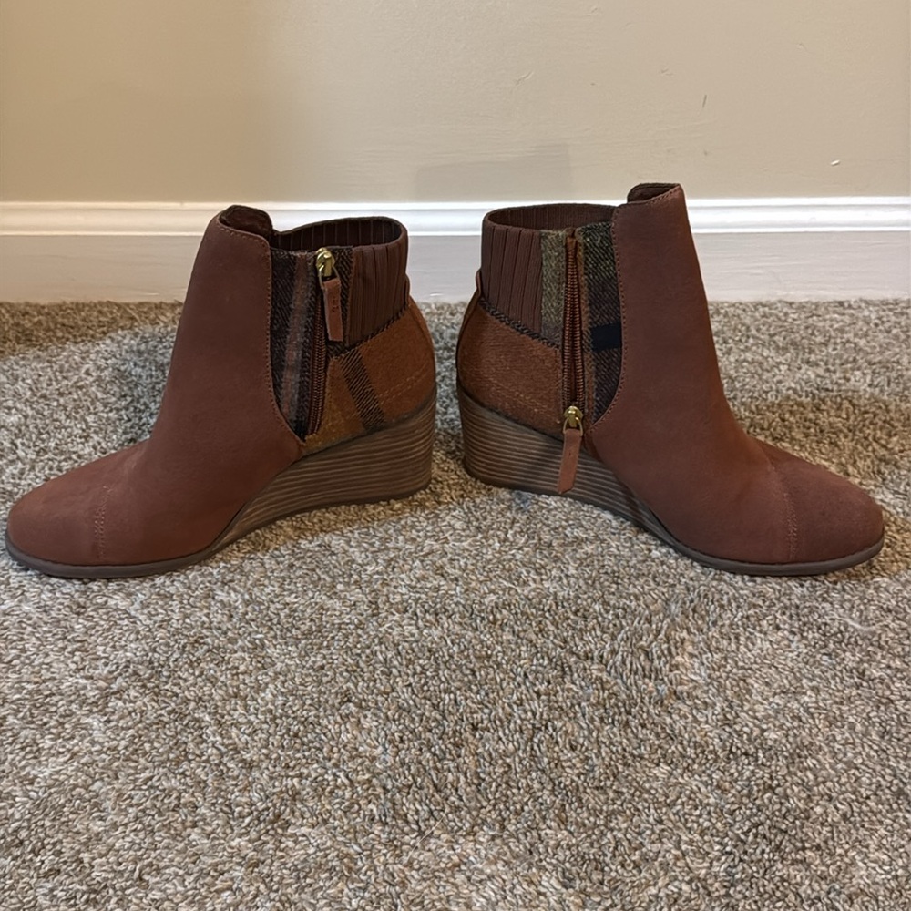 TOMS Bootie - Picture 4 of 6